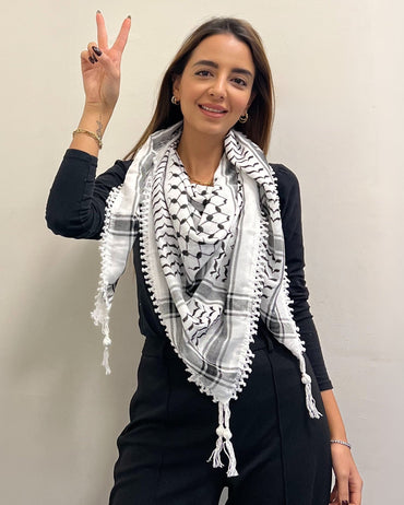 Lightweight Classic Kufiya (Keffiyeh) | Made in Jordan